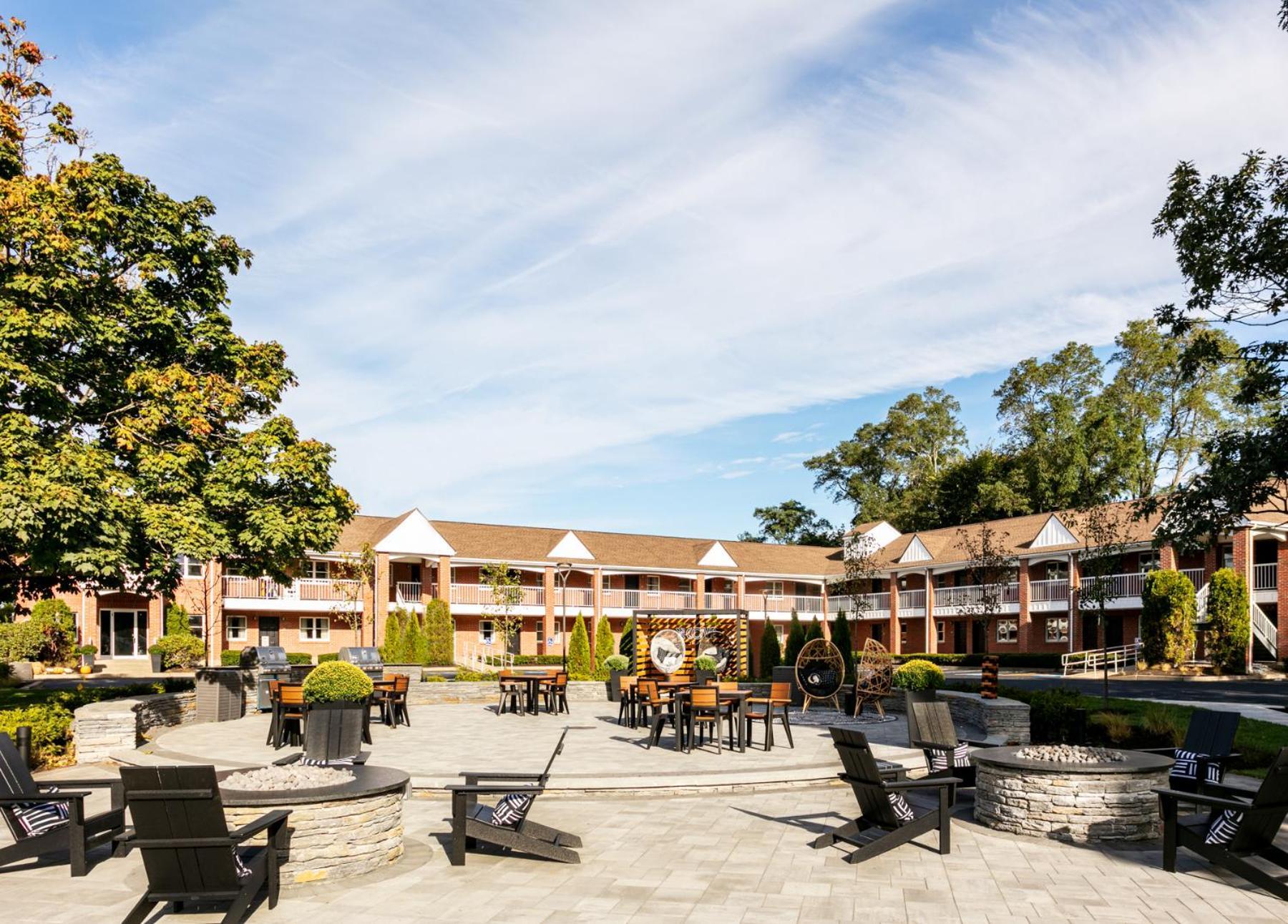The Cove At Hotel Salem
